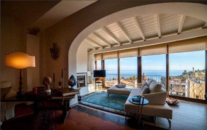 Casa Arico & Shatulle Suites Taormina Bagian luar foto